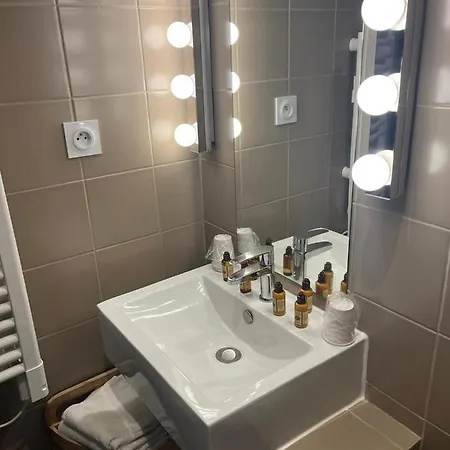 Hotel De Russie 3*